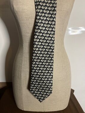 WWF 1996 Italian silk tie lucky elephants vintage office work ready